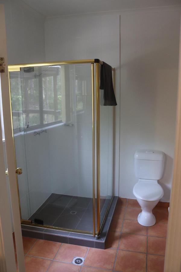 Chalet View Chalet: Scenic Retreat Near Australia Zoo And Beaches *