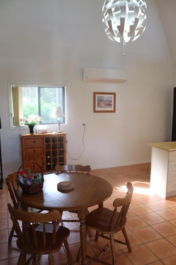 View Chalet: Scenic Retreat Near Australia Zoo And Beaches Chalet Landsborough