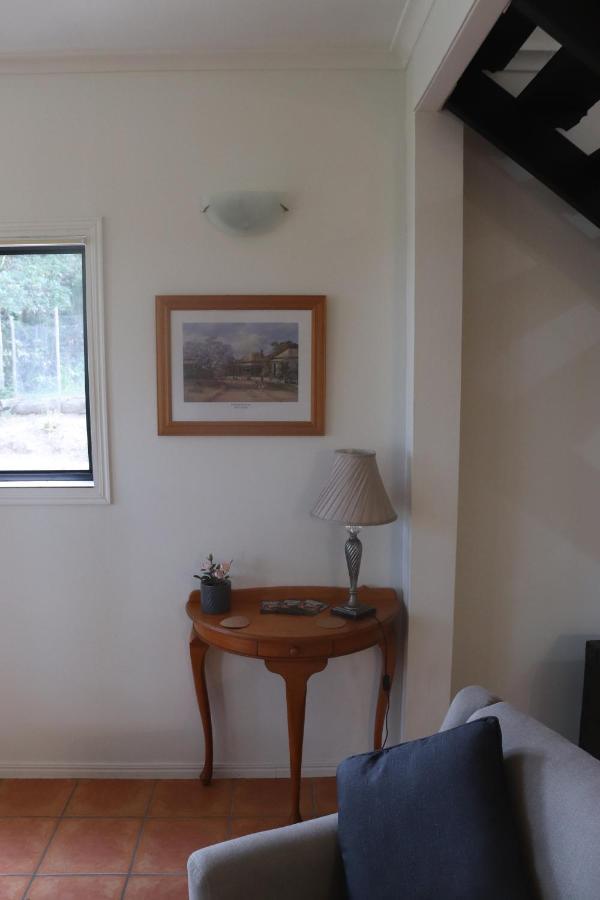 View Chalet: Scenic Retreat Near Australia Zoo And Beaches Chalet Landsborough