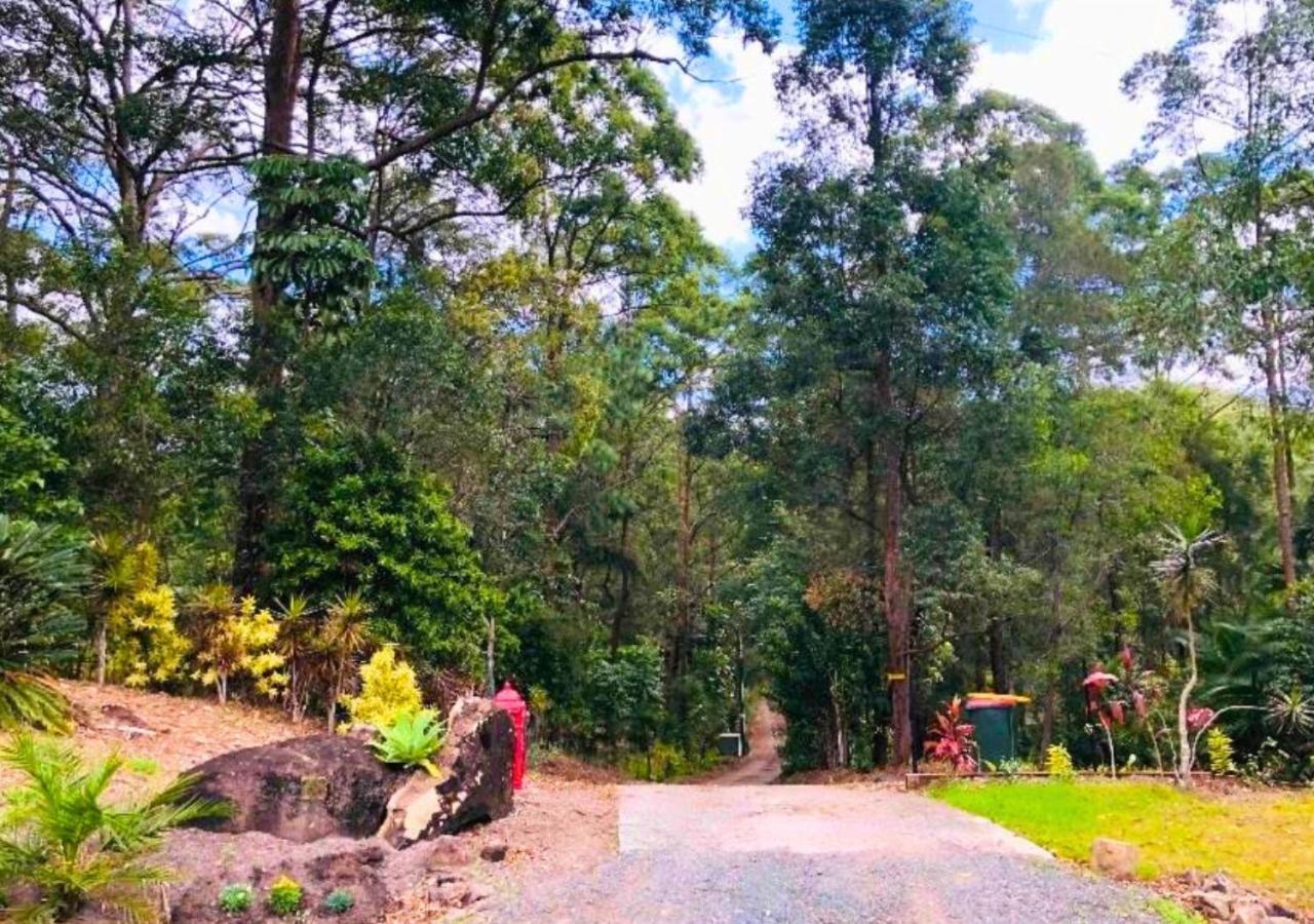 View Chalet: Scenic Retreat Near Australia Zoo And Beaches Landsborough
