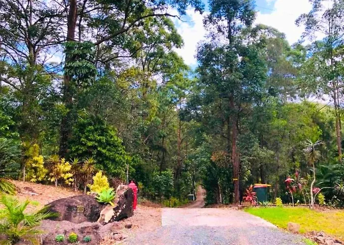 Lake View Chalet Australia Zoo Close By